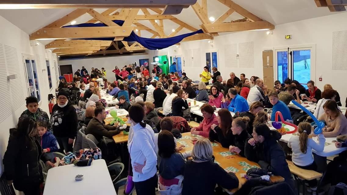Les Blanches Provençales Acomodação com café da manhã Selonnet Exterior foto